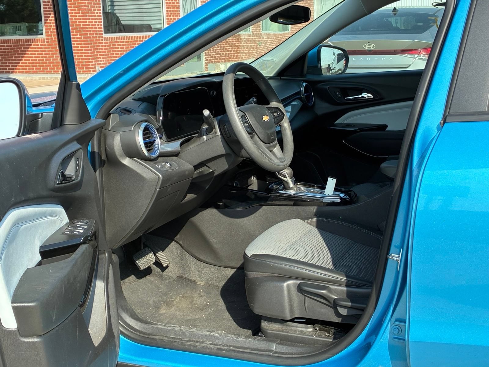 chevrolet trax 2025 KL77LHEP4SC174307 image chevrolet trax 2025 KL77LHEP4SC174307 image
