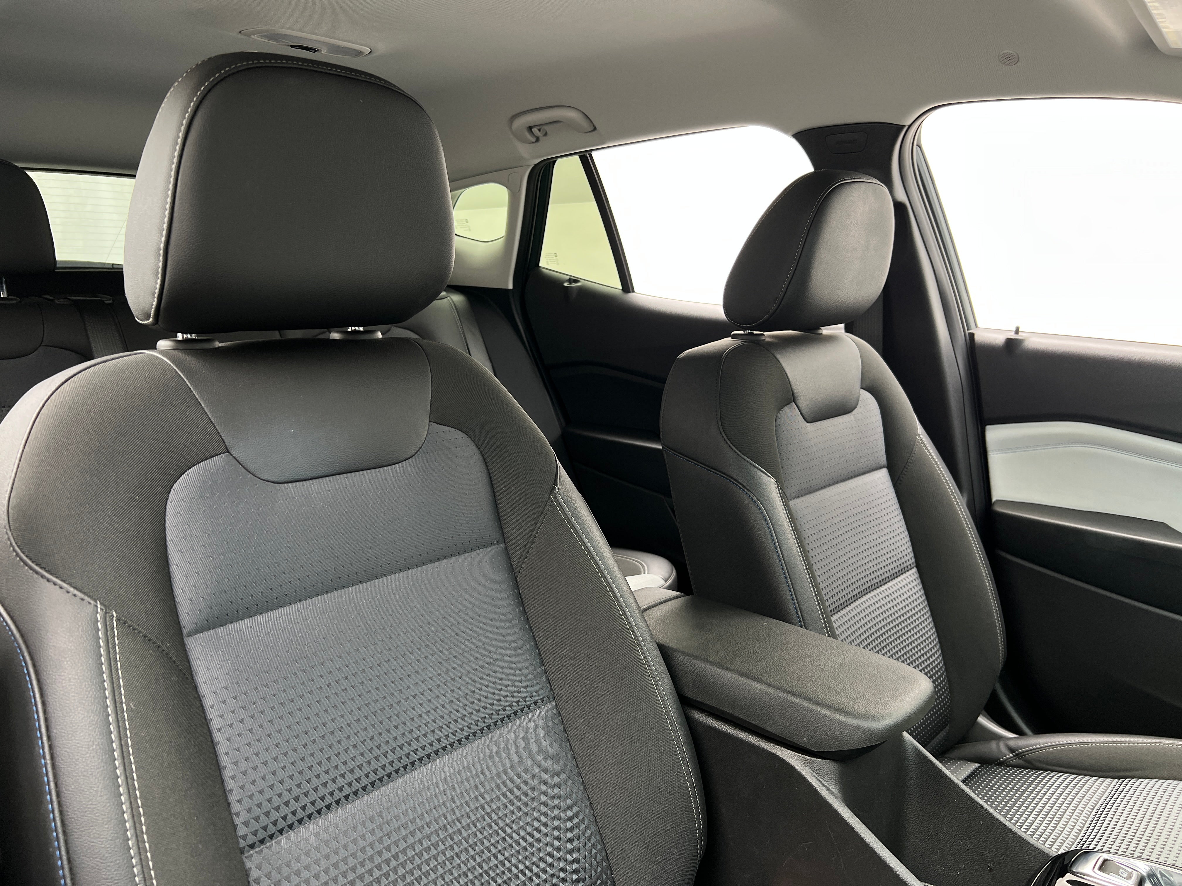 chevrolet trax 2025 KL77LHEPXSC259801 image