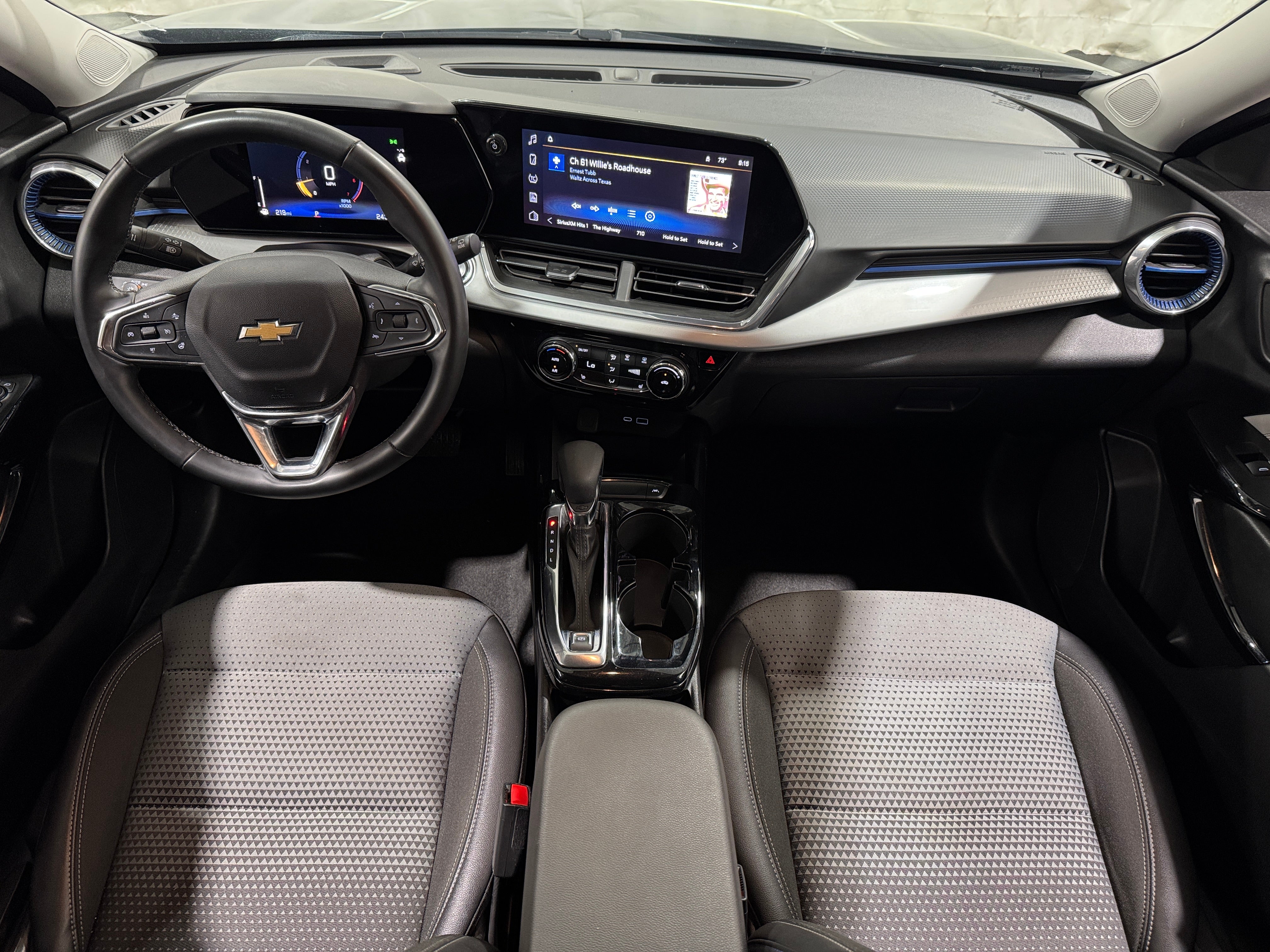 chevrolet trax 2025 KL77LHEP5SC231016 image chevrolet trax 2025 KL77LHEP5SC231016 image