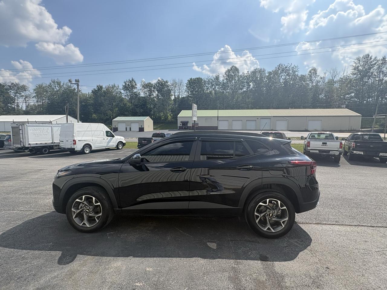 chevrolet trax 2025 KL77LHEP2SC274325 image chevrolet trax 2025 KL77LHEP2SC274325 image