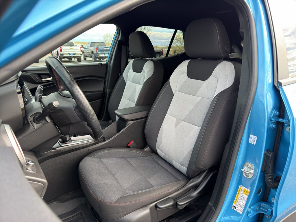 chevrolet trax 2025 KL77LGEP0SC198758 image chevrolet trax 2025 KL77LGEP0SC198758 image