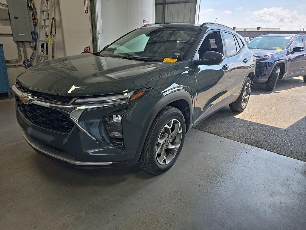 chevrolet trax 2025 KL77LHEP1SC144682 image chevrolet trax 2025 KL77LHEP1SC144682 image
