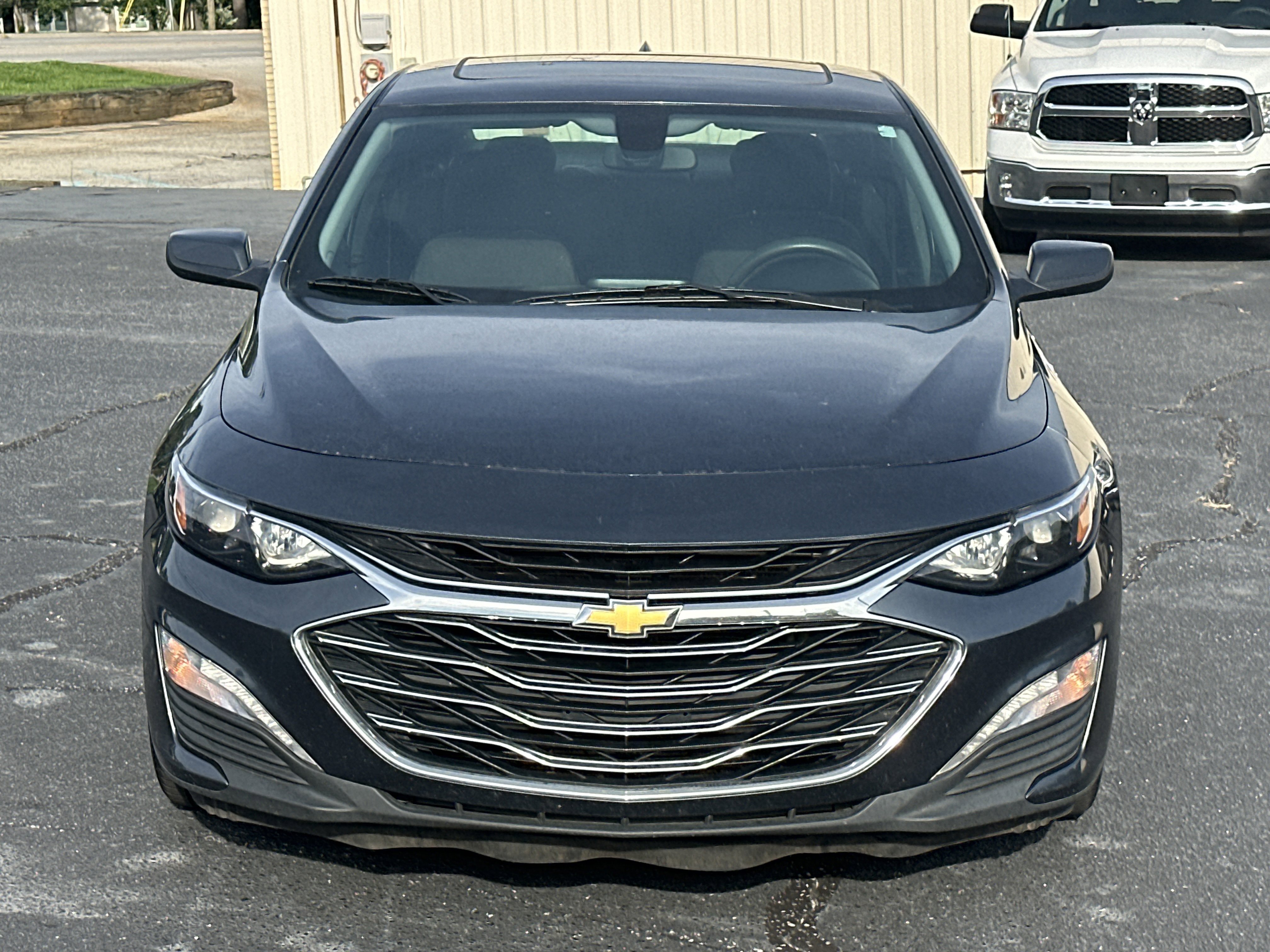 chevrolet malibu 2019 1G1ZD5ST3KF110842 image chevrolet malibu 2019 1G1ZD5ST3KF110842 image