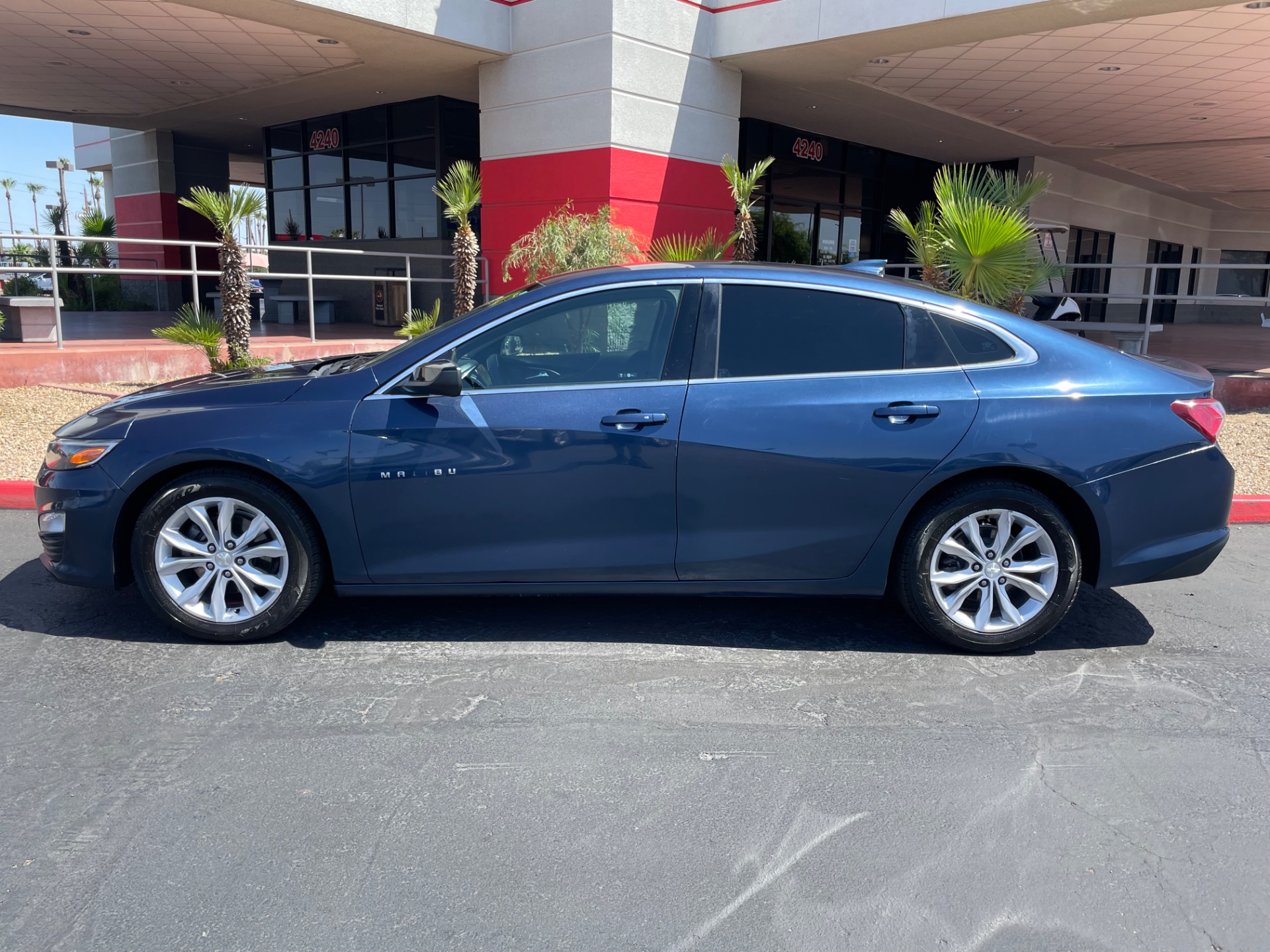 chevrolet malibu 2019 1G1ZD5ST8KF169272 image chevrolet malibu 2019 1G1ZD5ST8KF169272 image