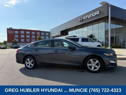 chevrolet malibu 2019 1G1ZC5ST2KF137906 image chevrolet malibu 2019 1G1ZC5ST2KF137906 image