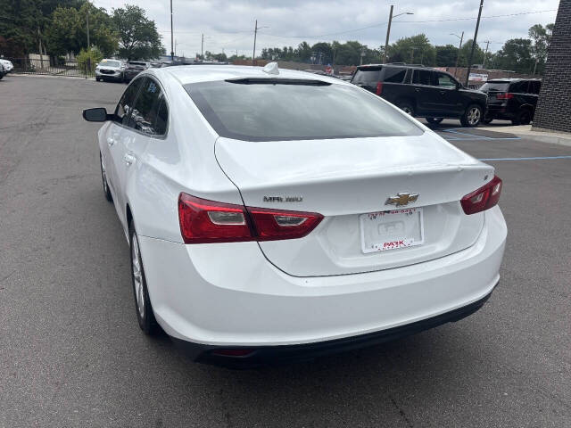 chevrolet malibu 2018 1G1ZD5ST9JF172146 image chevrolet malibu 2018 1G1ZD5ST9JF172146 image