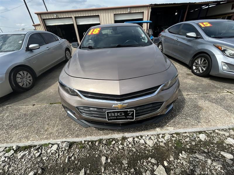 chevrolet malibu 2018 1G1ZD5ST5JF262331 image chevrolet malibu 2018 1G1ZD5ST5JF262331 image