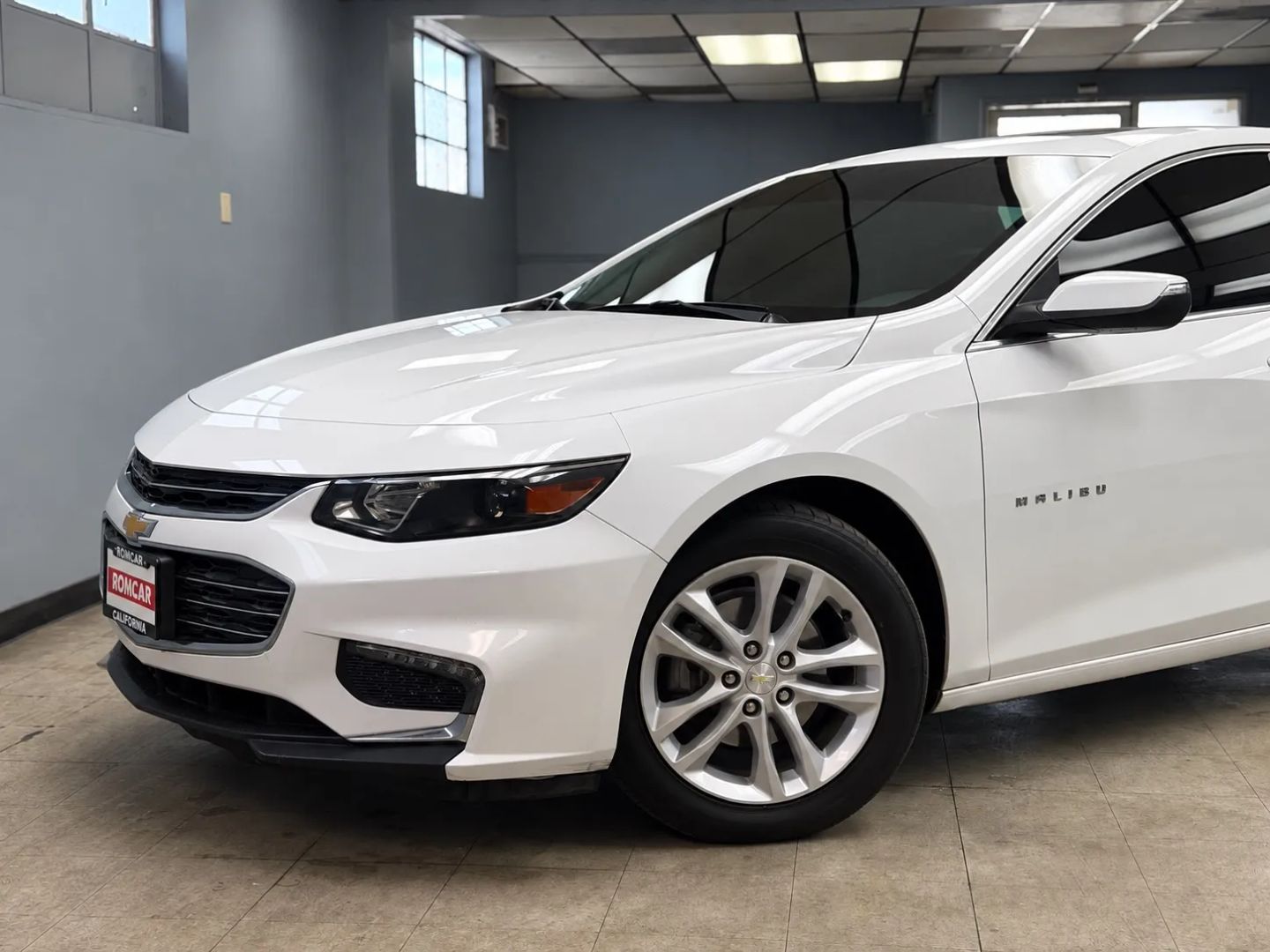 chevrolet malibu 2018 1G1ZD5ST1JF123779 image chevrolet malibu 2018 1G1ZD5ST1JF123779 image
