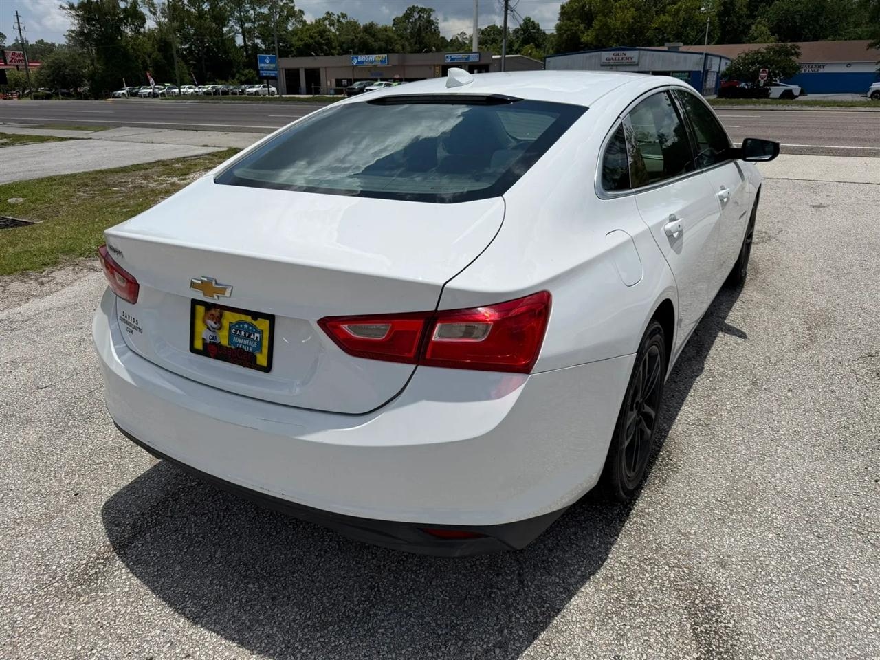 chevrolet malibu 2018 1G1ZD5ST0JF169541 image chevrolet malibu 2018 1G1ZD5ST0JF169541 image