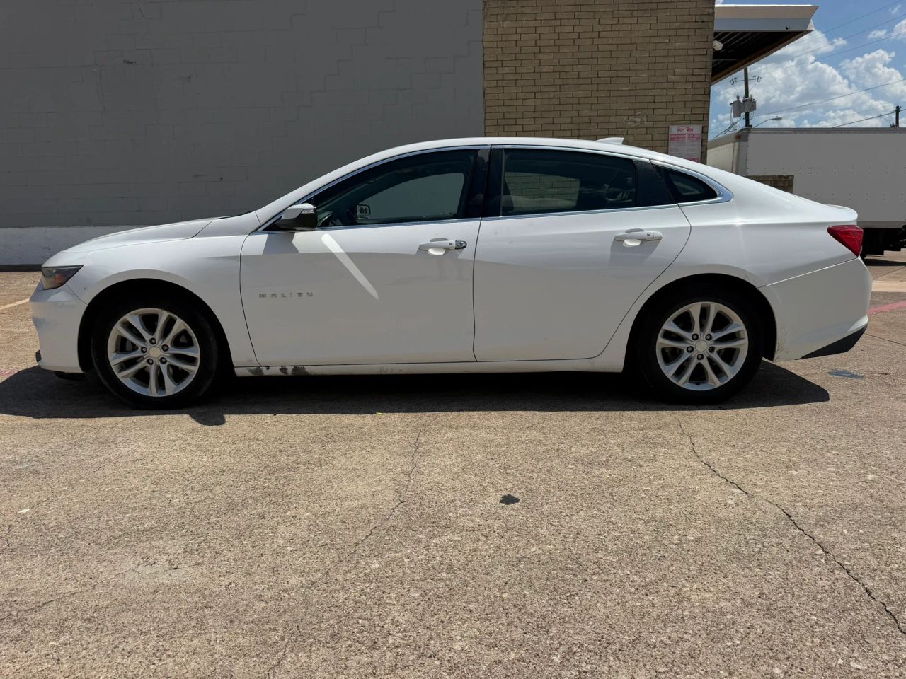 chevrolet malibu 2018 1G1ZD5ST8JF238962 image chevrolet malibu 2018 1G1ZD5ST8JF238962 image