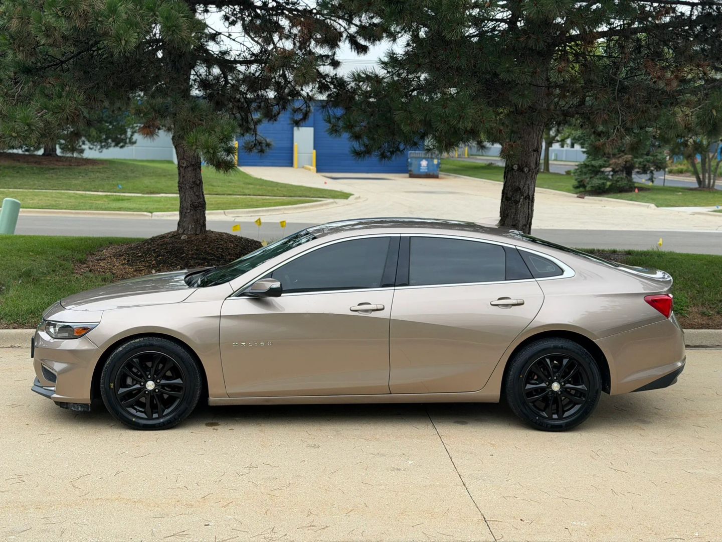 chevrolet malibu 2018 1G1ZD5ST8JF196826 image chevrolet malibu 2018 1G1ZD5ST8JF196826 image