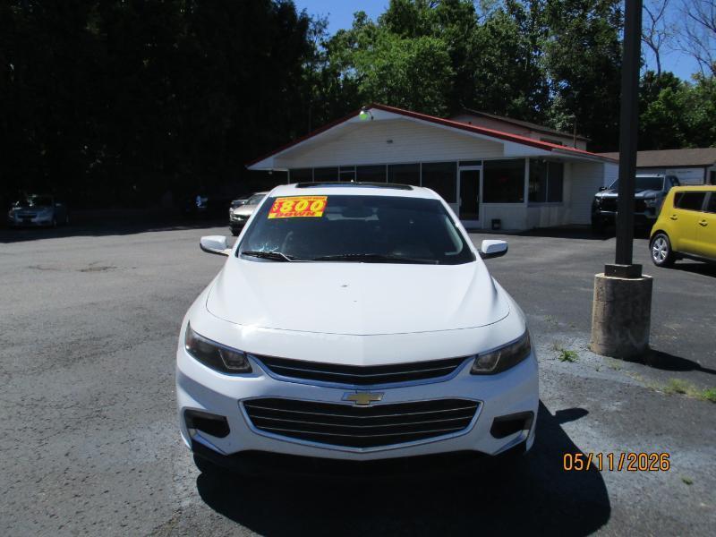 chevrolet malibu 2018 1G1ZD5ST7JF124127 image chevrolet malibu 2018 1G1ZD5ST7JF124127 image