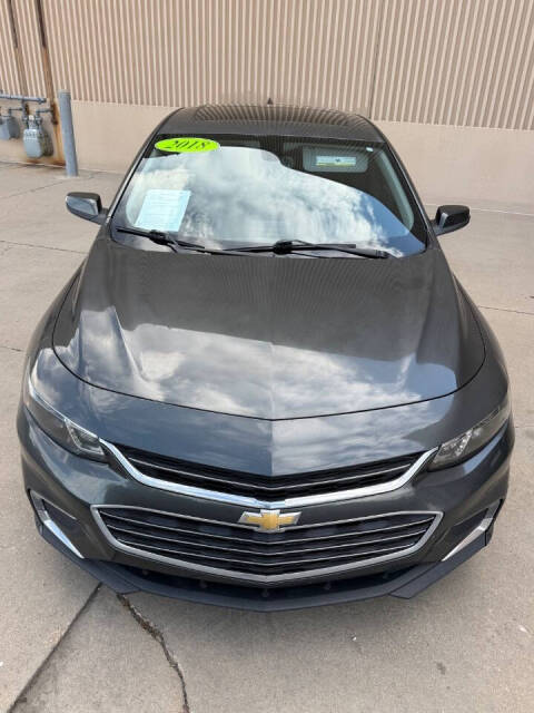chevrolet malibu 2018 1G1ZD5ST7JF130851 image chevrolet malibu 2018 1G1ZD5ST7JF130851 image
