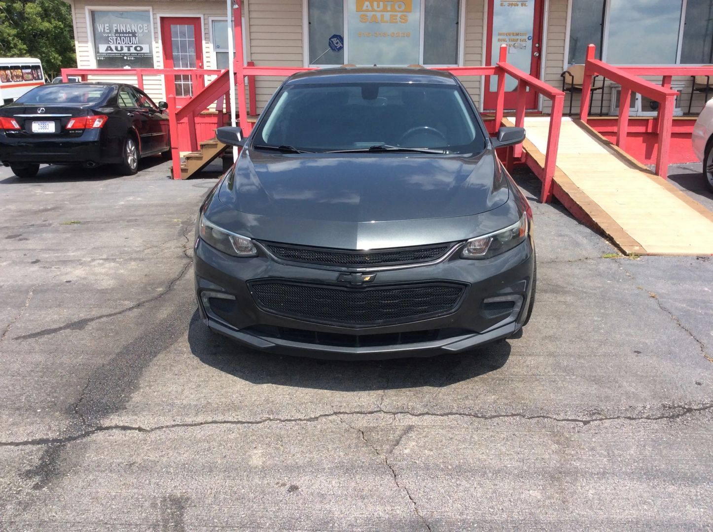 chevrolet malibu 2018 1G1ZD5ST4JF194118 image chevrolet malibu 2018 1G1ZD5ST4JF194118 image