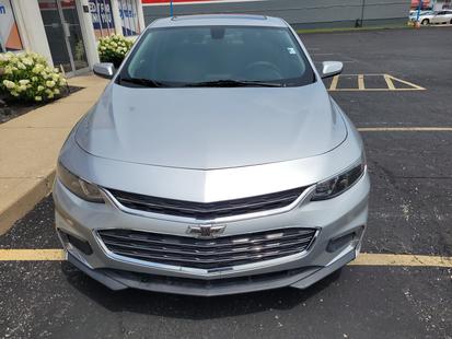 chevrolet malibu 2018 1G1ZD5ST2JF143555 image chevrolet malibu 2018 1G1ZD5ST2JF143555 image
