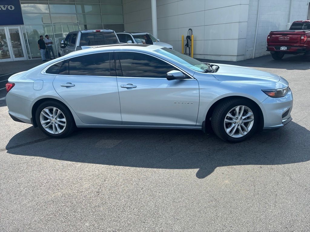 chevrolet malibu 2018 1G1ZD5STXJF133761 image chevrolet malibu 2018 1G1ZD5STXJF133761 image