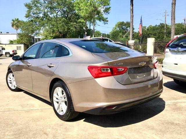 chevrolet malibu 2018 1G1ZD5ST3JF229148 image chevrolet malibu 2018 1G1ZD5ST3JF229148 image