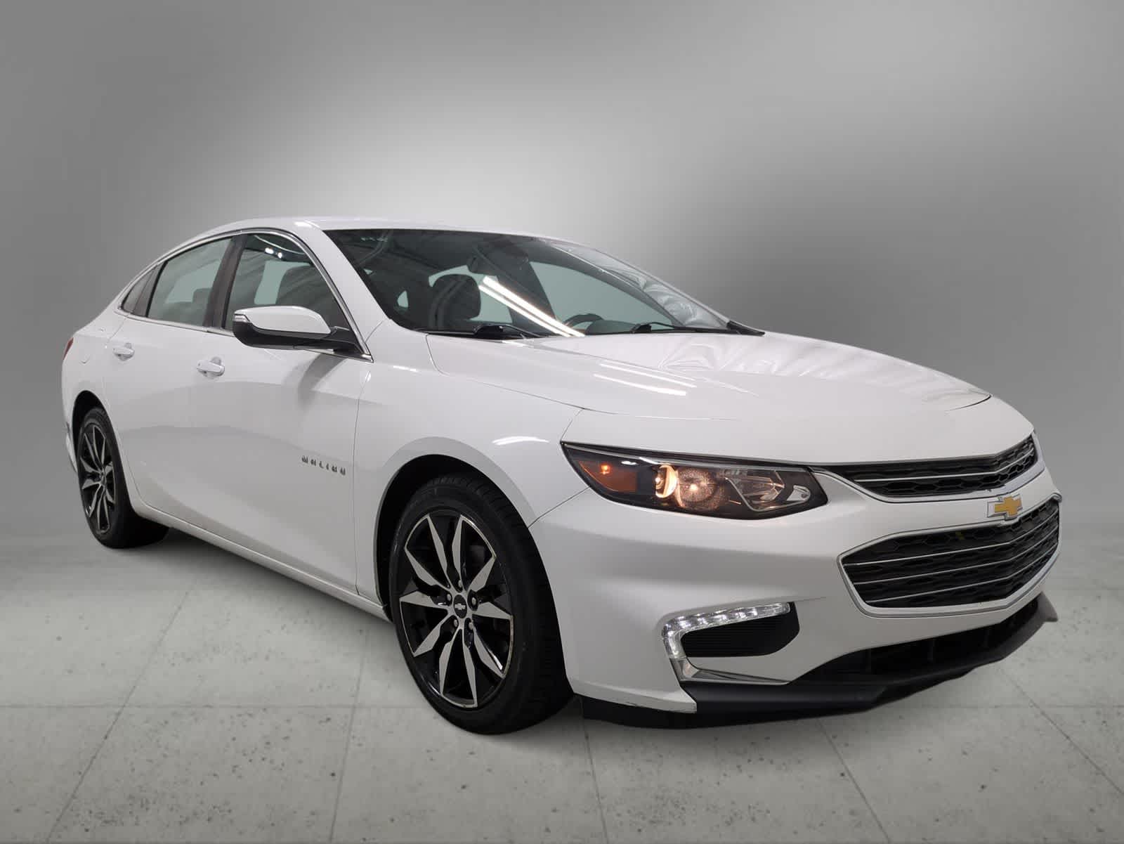 chevrolet malibu 2018 1G1ZD5ST7JF294147 image chevrolet malibu 2018 1G1ZD5ST7JF294147 image