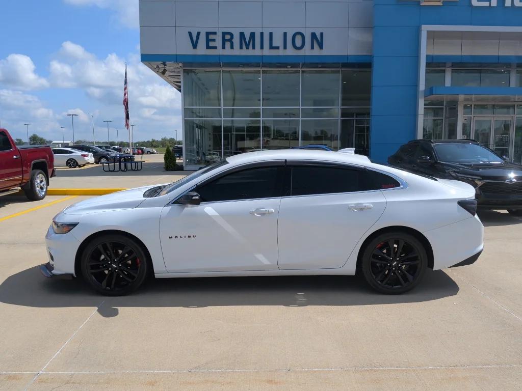 chevrolet malibu 2018 1G1ZD5ST0JF157261 image chevrolet malibu 2018 1G1ZD5ST0JF157261 image