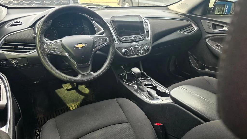 chevrolet malibu 2021 1G1ZD5ST0MF073672 image chevrolet malibu 2021 1G1ZD5ST0MF073672 image