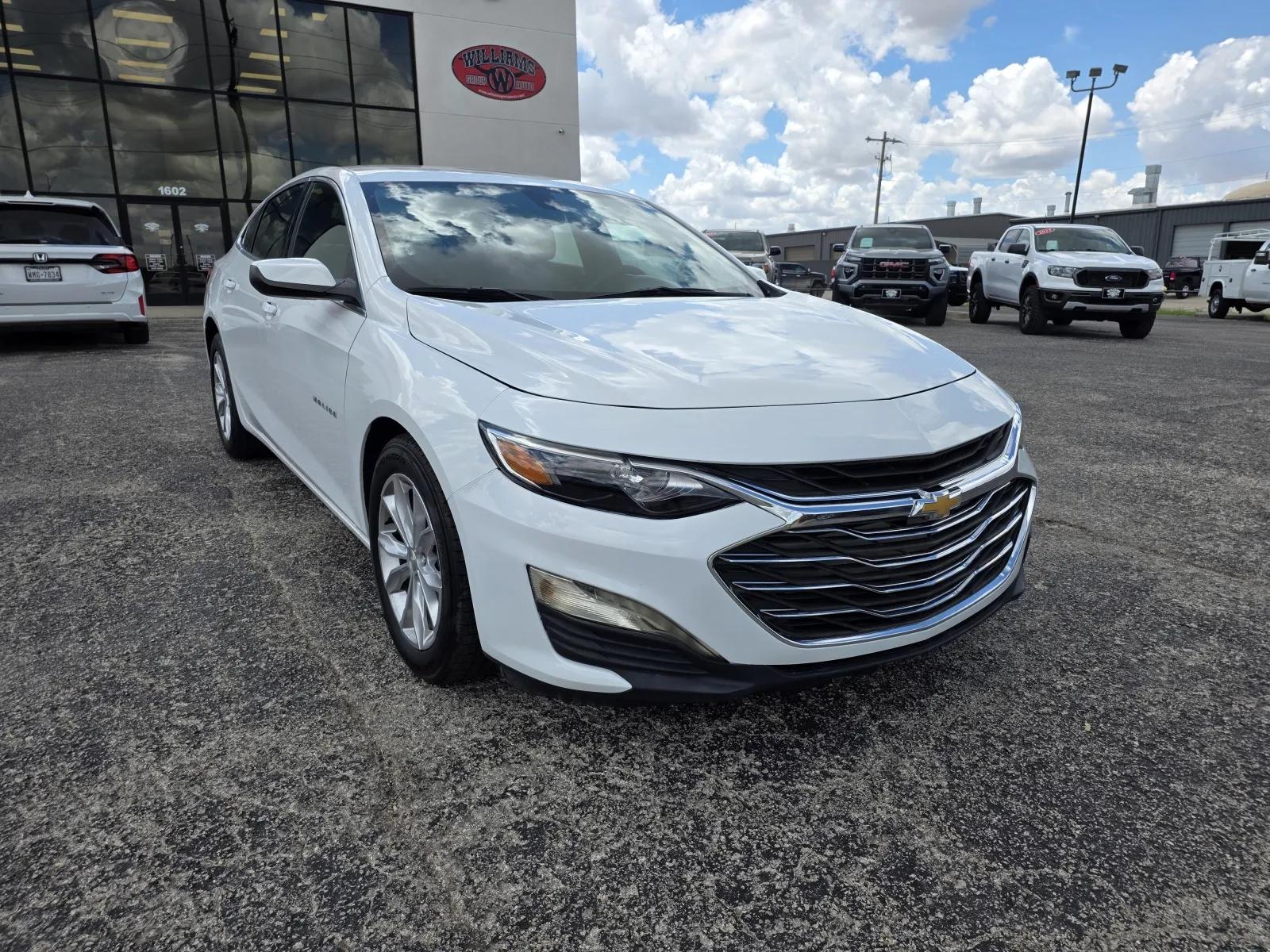 chevrolet malibu 2021 1G1ZD5ST9MF003930 image chevrolet malibu 2021 1G1ZD5ST9MF003930 image