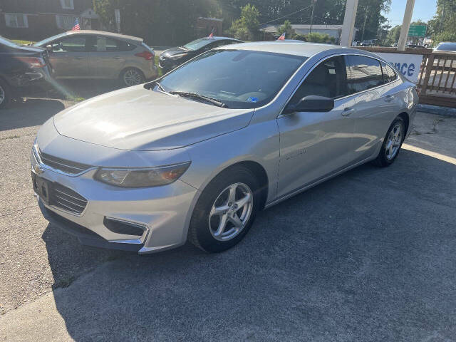 chevrolet malibu 2017 1G1ZC5ST6HF176569 image chevrolet malibu 2017 1G1ZC5ST6HF176569 image
