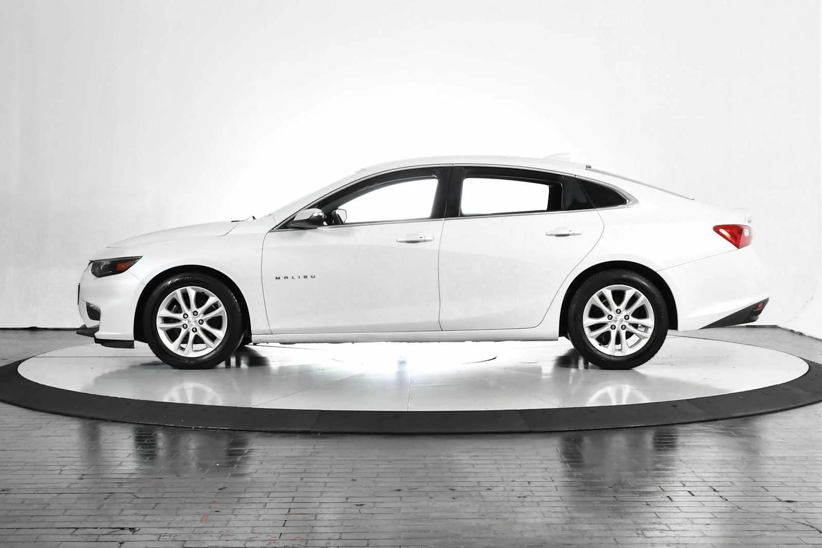 chevrolet malibu 2017 1G1ZE5ST7HF129173 image chevrolet malibu 2017 1G1ZE5ST7HF129173 image