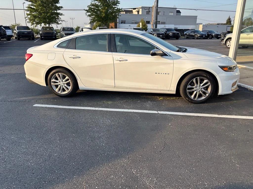 chevrolet malibu 2017 1G1ZE5ST0HF179638 image chevrolet malibu 2017 1G1ZE5ST0HF179638 image