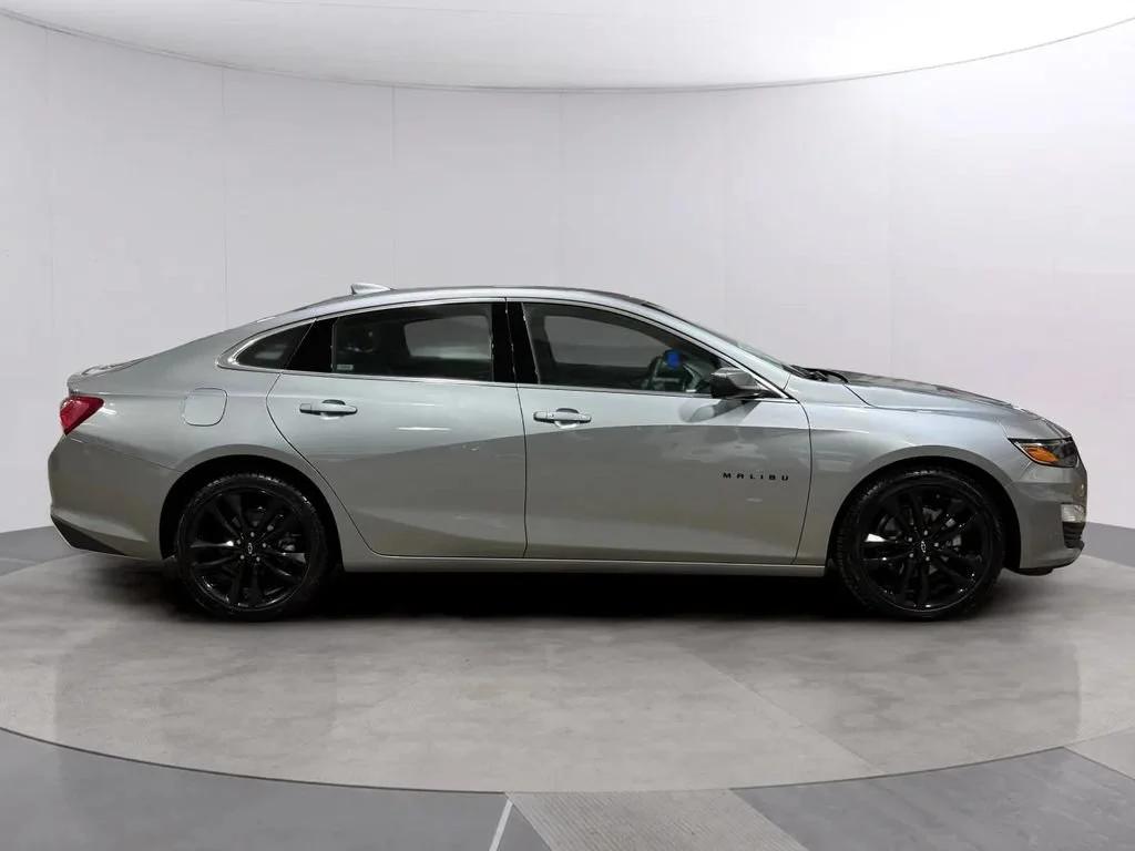 chevrolet malibu 2024 1G1ZD5ST3RF237584 image chevrolet malibu 2024 1G1ZD5ST3RF237584 image