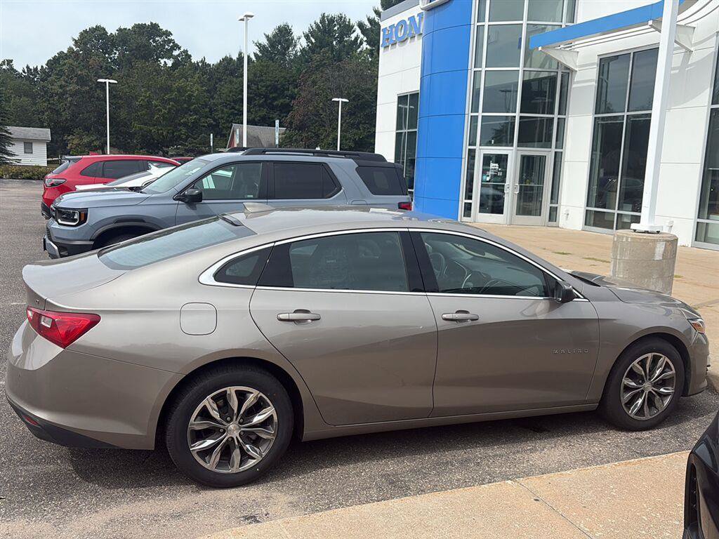 chevrolet malibu 2024 1G1ZD5ST4RF231650 image chevrolet malibu 2024 1G1ZD5ST4RF231650 image