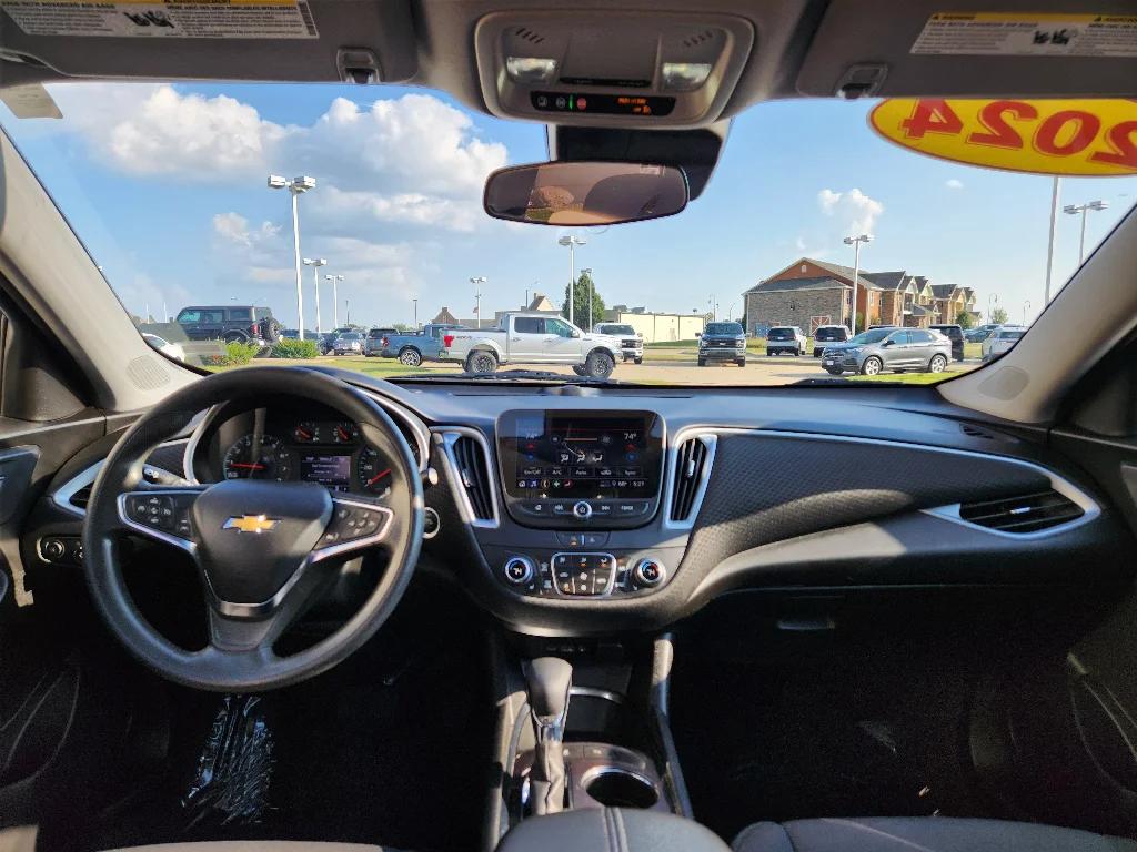 chevrolet malibu 2024 1G1ZD5ST6RF121716 image chevrolet malibu 2024 1G1ZD5ST6RF121716 image