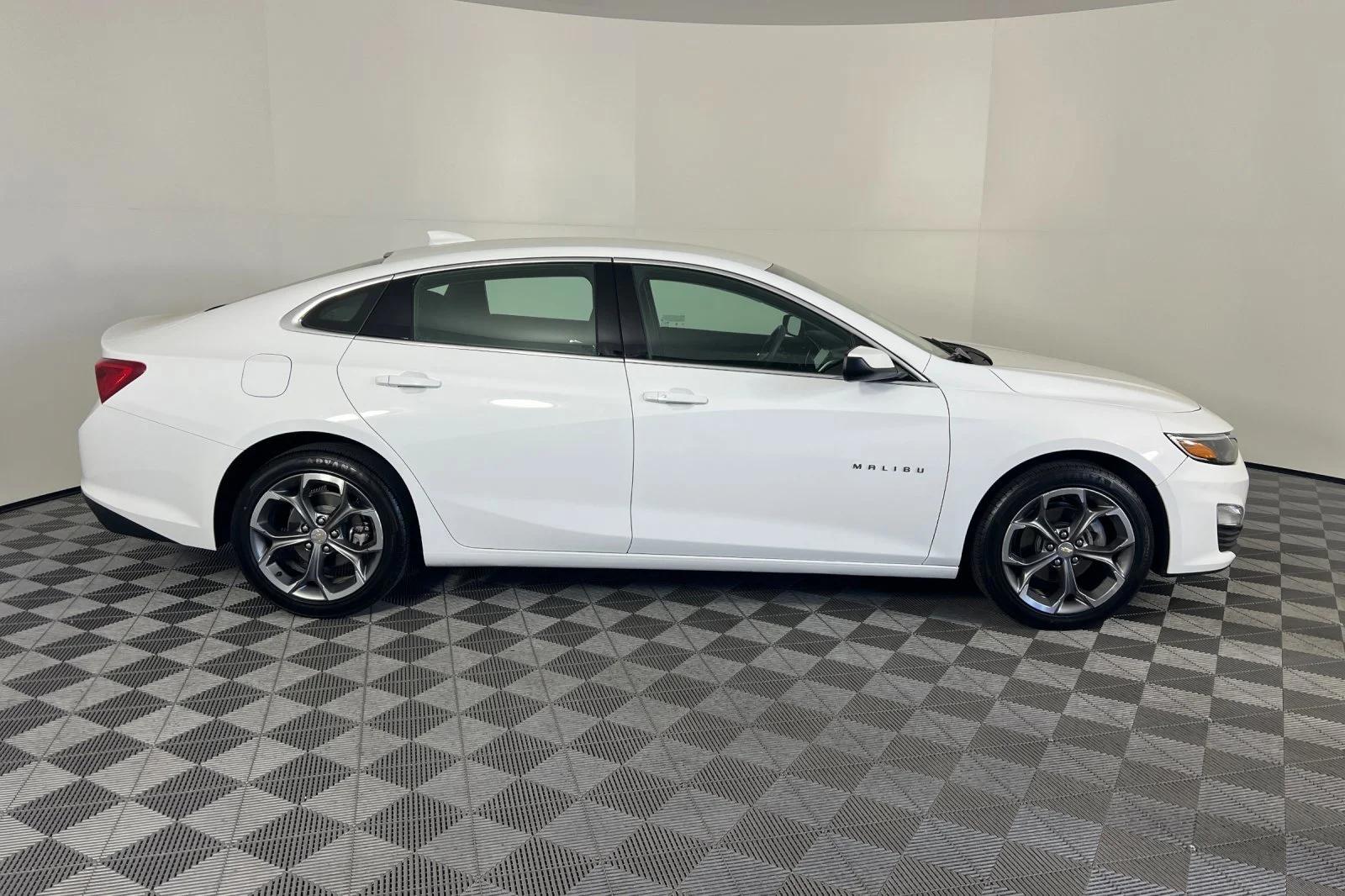 chevrolet malibu 2024 1G1ZD5ST6RF152559 image chevrolet malibu 2024 1G1ZD5ST6RF152559 image