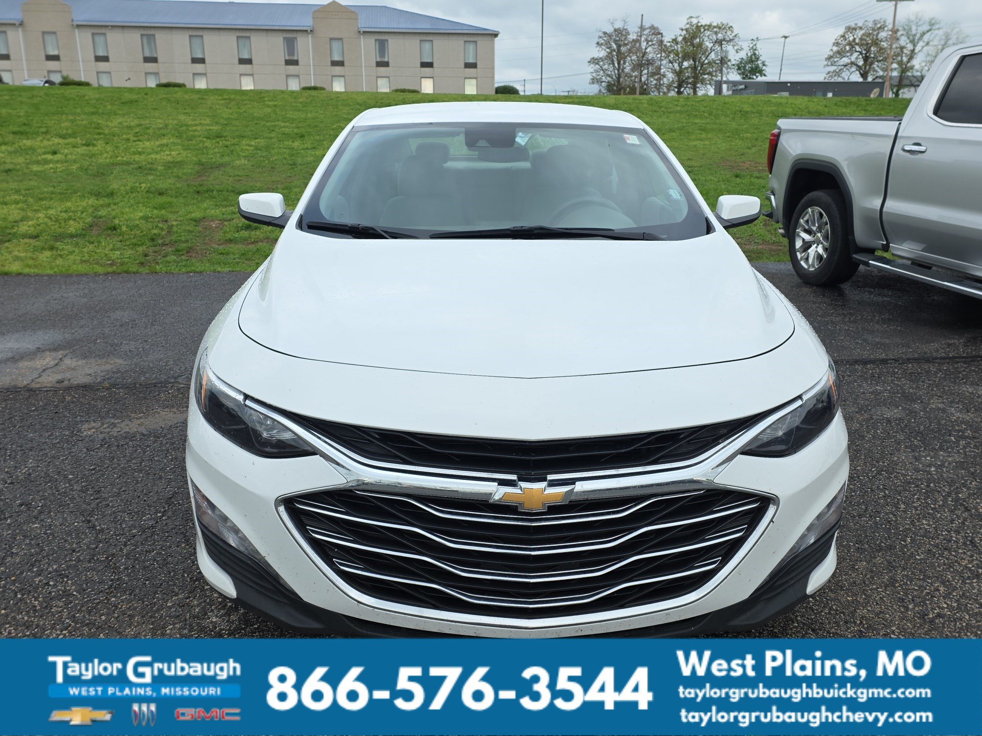 chevrolet malibu 2024 1G1ZD5ST4RF194681 image chevrolet malibu 2024 1G1ZD5ST4RF194681 image