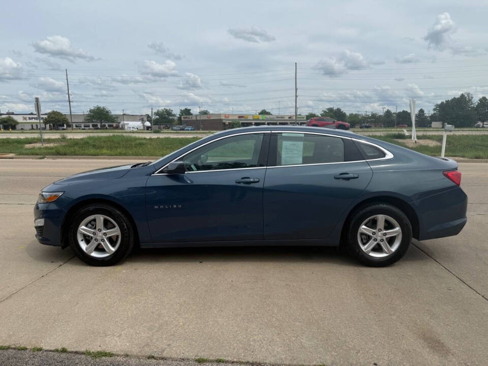 chevrolet malibu 2024 1G1ZC5ST1RF180417 image chevrolet malibu 2024 1G1ZC5ST1RF180417 image