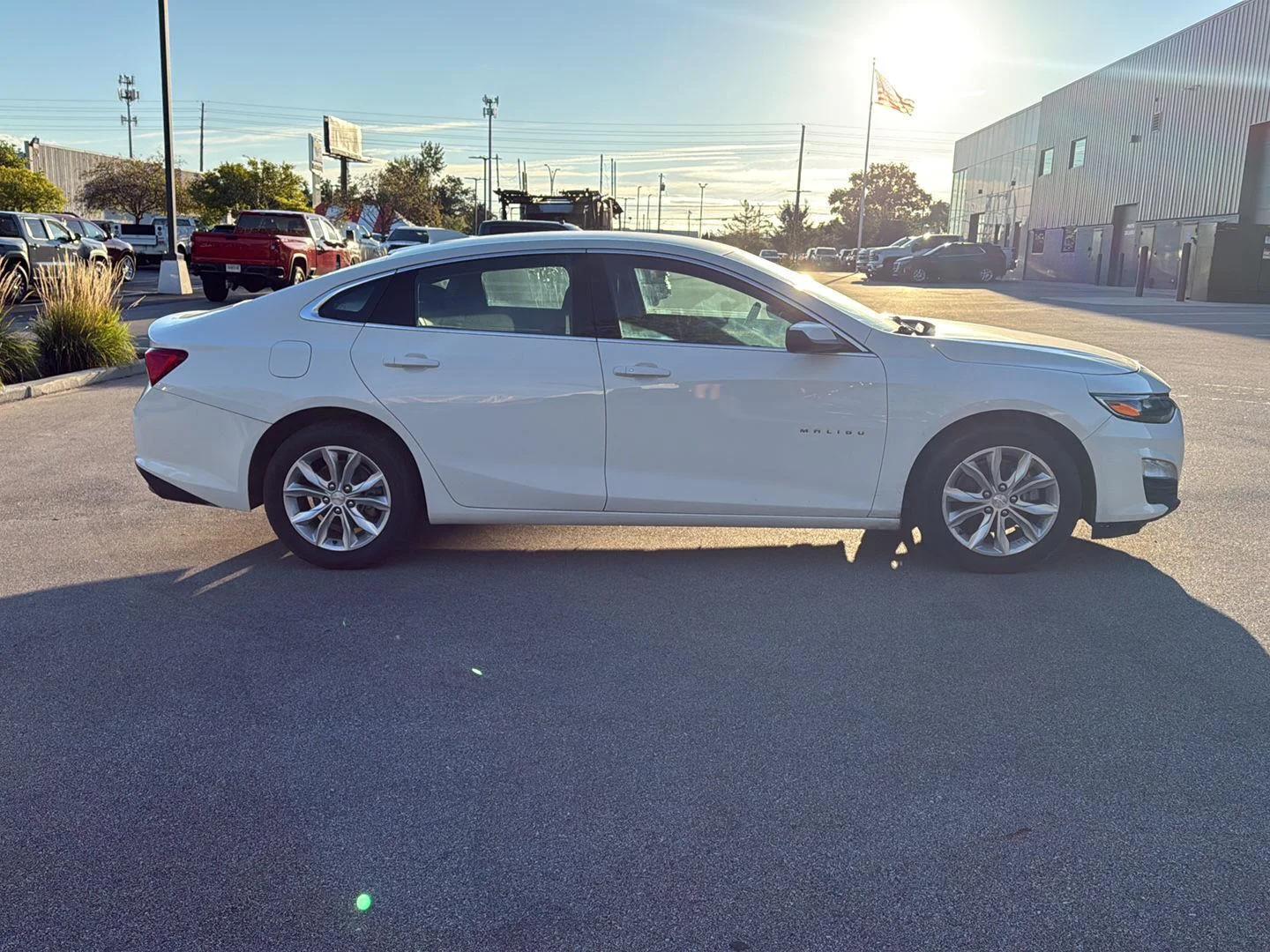 chevrolet malibu 2024 1G1ZD5ST3RF175247 image chevrolet malibu 2024 1G1ZD5ST3RF175247 image
