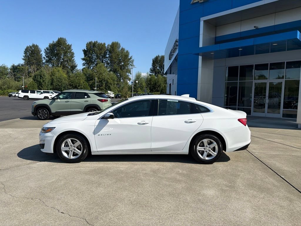 chevrolet malibu 2024 1G1ZD5ST8RF131552 image chevrolet malibu 2024 1G1ZD5ST8RF131552 image