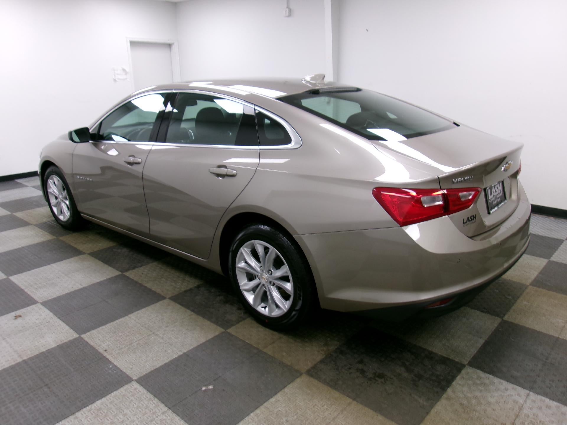 chevrolet malibu 2024 1G1ZD5ST3RF158562 image chevrolet malibu 2024 1G1ZD5ST3RF158562 image