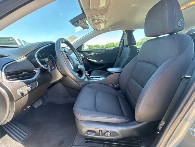 chevrolet malibu 2024 1G1ZD5ST3RF178780 image chevrolet malibu 2024 1G1ZD5ST3RF178780 image