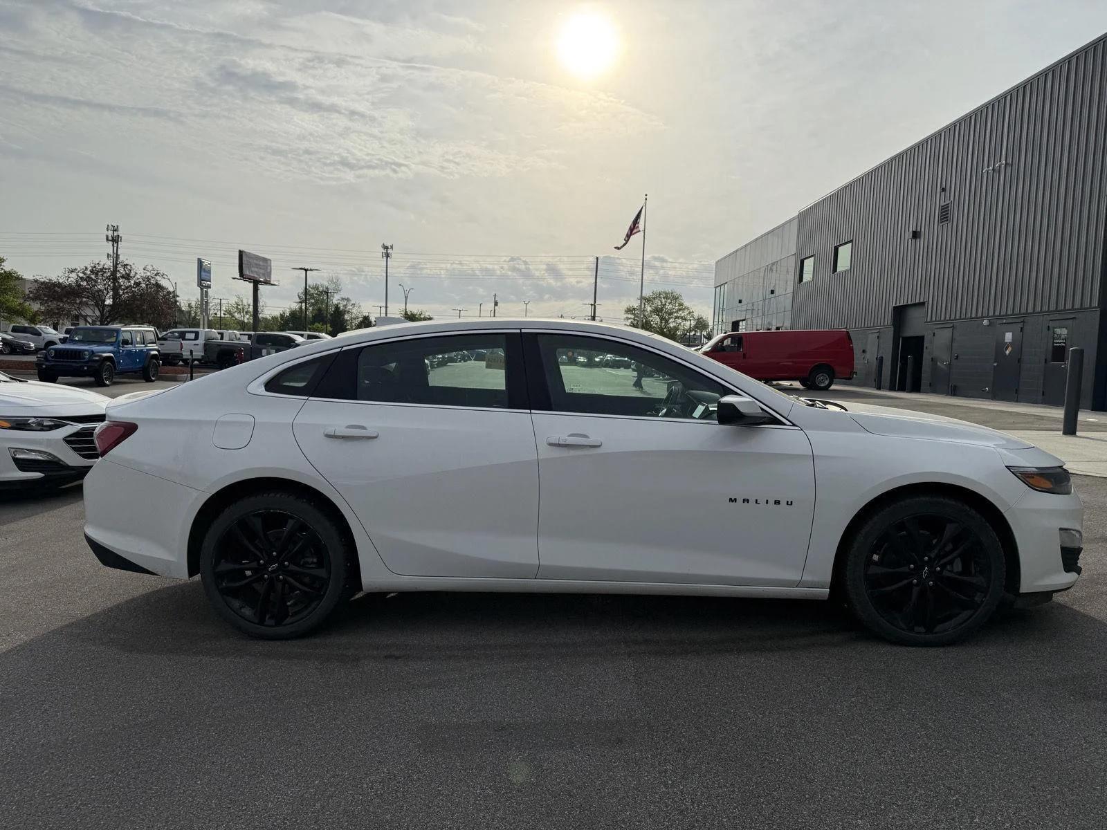chevrolet malibu 2024 1G1ZD5ST3RF220543 image chevrolet malibu 2024 1G1ZD5ST3RF220543 image