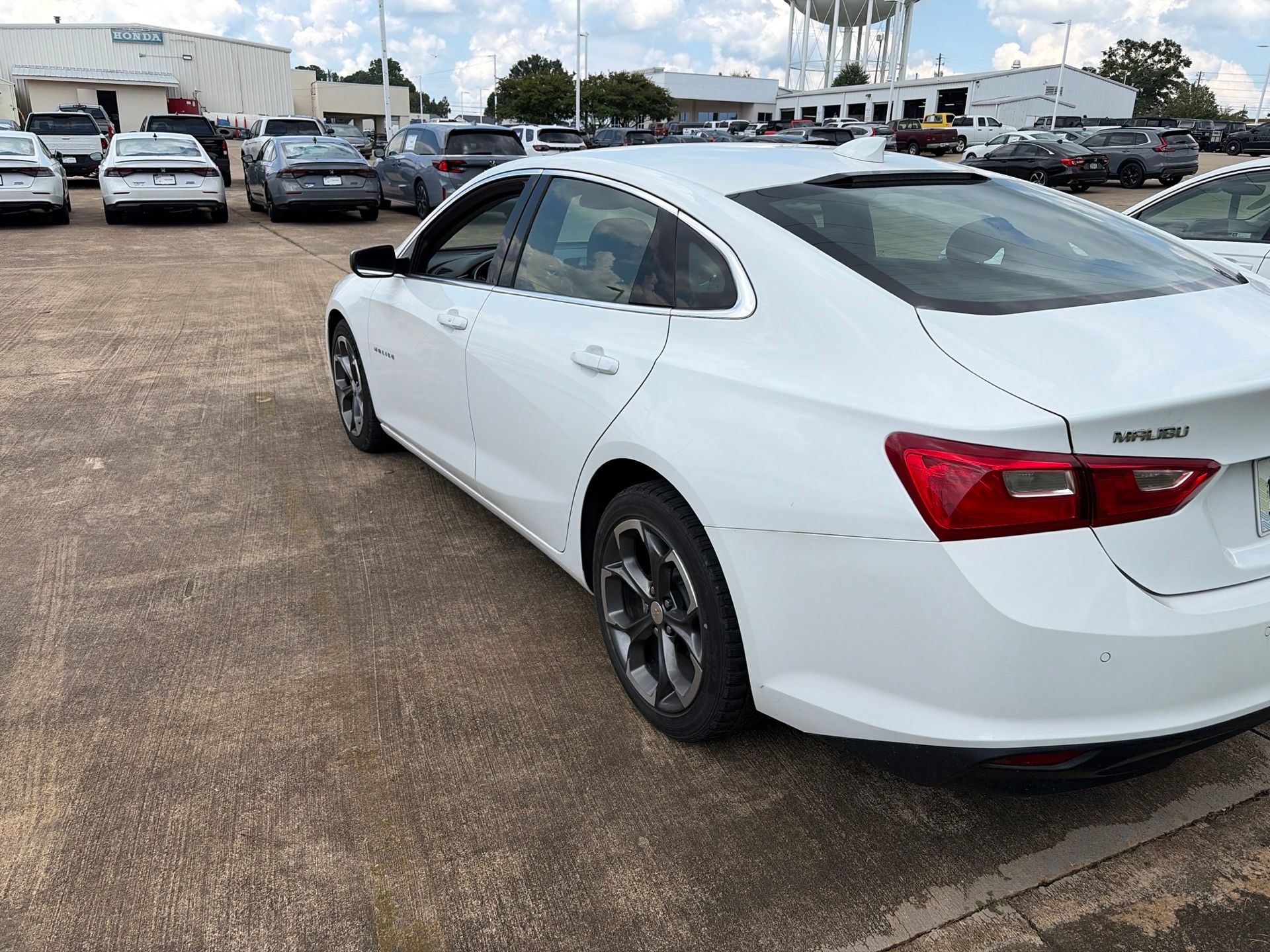 chevrolet malibu 2024 1G1ZD5ST3RF153054 image chevrolet malibu 2024 1G1ZD5ST3RF153054 image