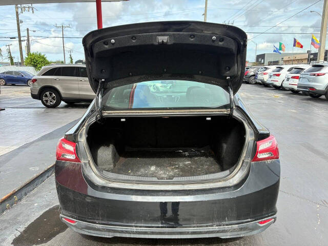 chevrolet malibu 2020 1G1ZD5ST8LF005005 image chevrolet malibu 2020 1G1ZD5ST8LF005005 image