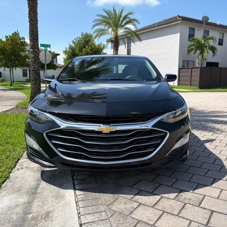 chevrolet malibu 2020 1G1ZD5ST4LF062639 image