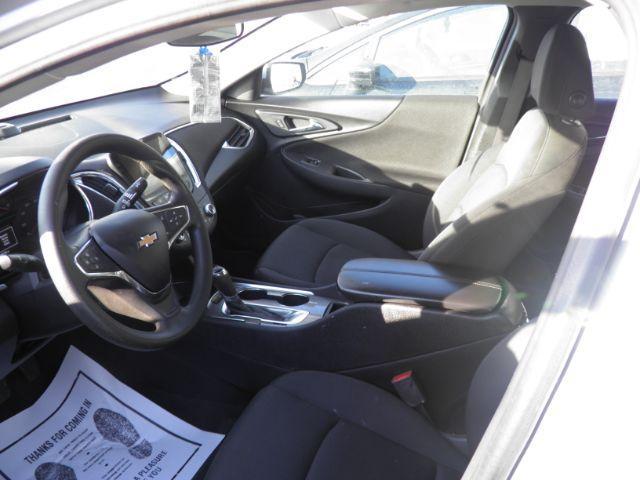 chevrolet malibu 2020 1G1ZD5ST4LF091641 image chevrolet malibu 2020 1G1ZD5ST4LF091641 image