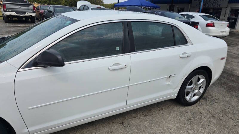 chevrolet malibu 2011 1G1ZB5E14BF203174 image chevrolet malibu 2011 1G1ZB5E14BF203174 image
