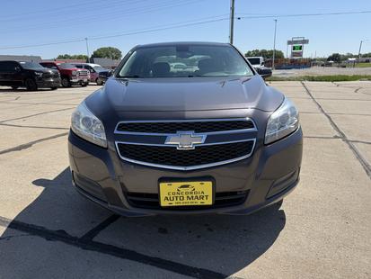 chevrolet malibu 2013 1G11D5SR5DF265879 image chevrolet malibu 2013 1G11D5SR5DF265879 image
