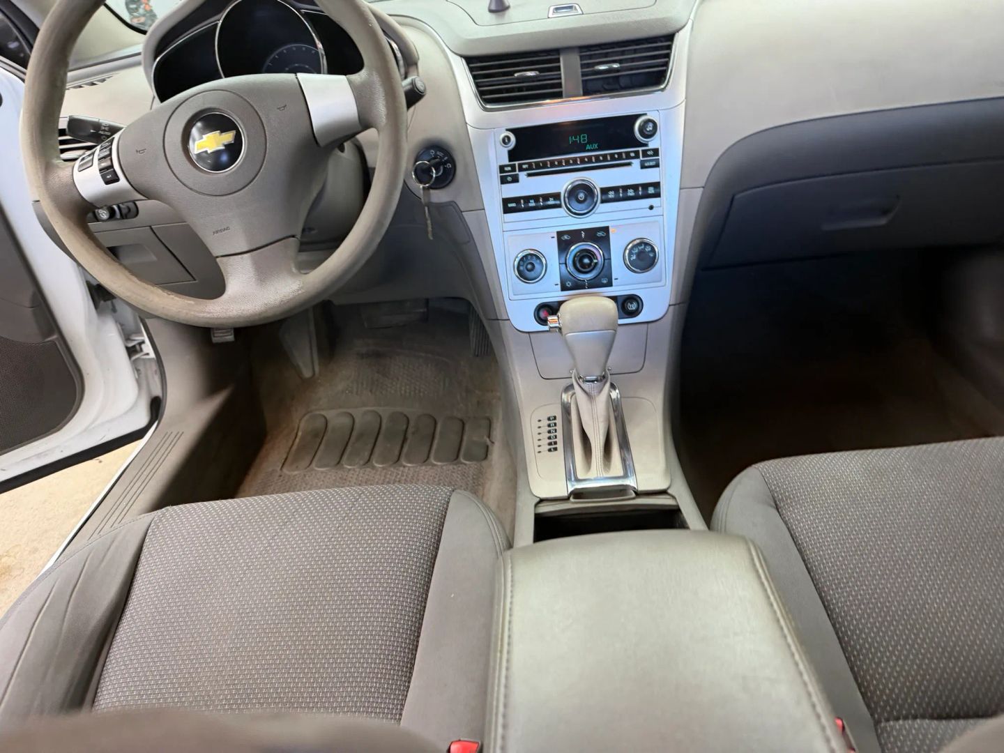 chevrolet malibu 2010 1G1ZA5E0XAF283749 image chevrolet malibu 2010 1G1ZA5E0XAF283749 image