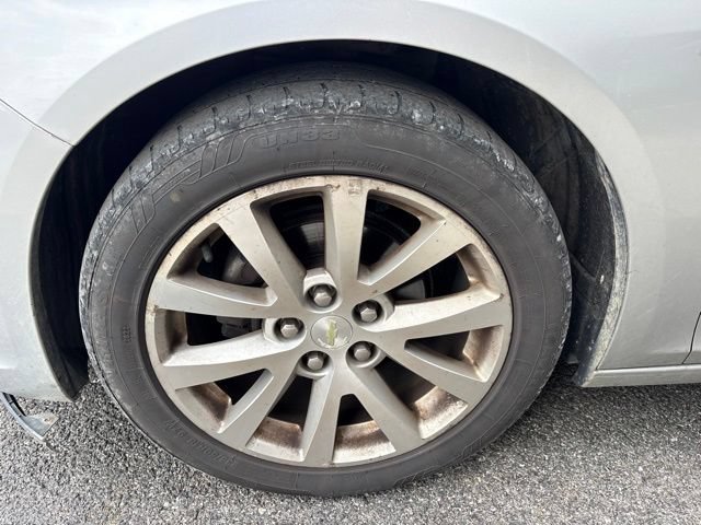 chevrolet malibu 2015 1G11F5SL8FF260412 image chevrolet malibu 2015 1G11F5SL8FF260412 image