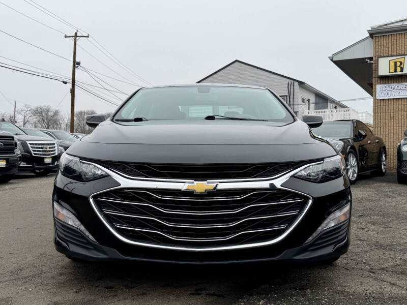 chevrolet malibu 2022 1G1ZD5ST1NF131984 image chevrolet malibu 2022 1G1ZD5ST1NF131984 image
