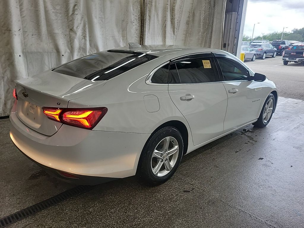 chevrolet malibu 2022 1G1ZD5ST4NF156720 image chevrolet malibu 2022 1G1ZD5ST4NF156720 image