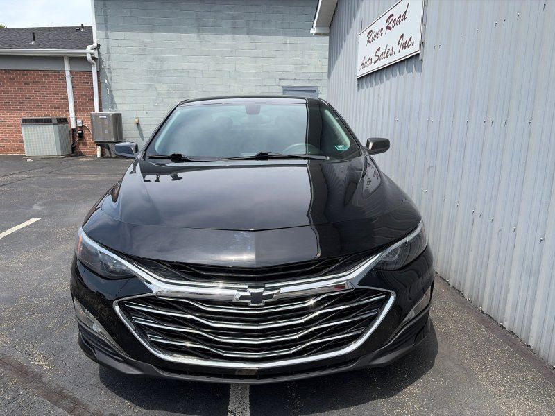 chevrolet malibu 2022 1G1ZD5ST8NF137877 image chevrolet malibu 2022 1G1ZD5ST8NF137877 image
